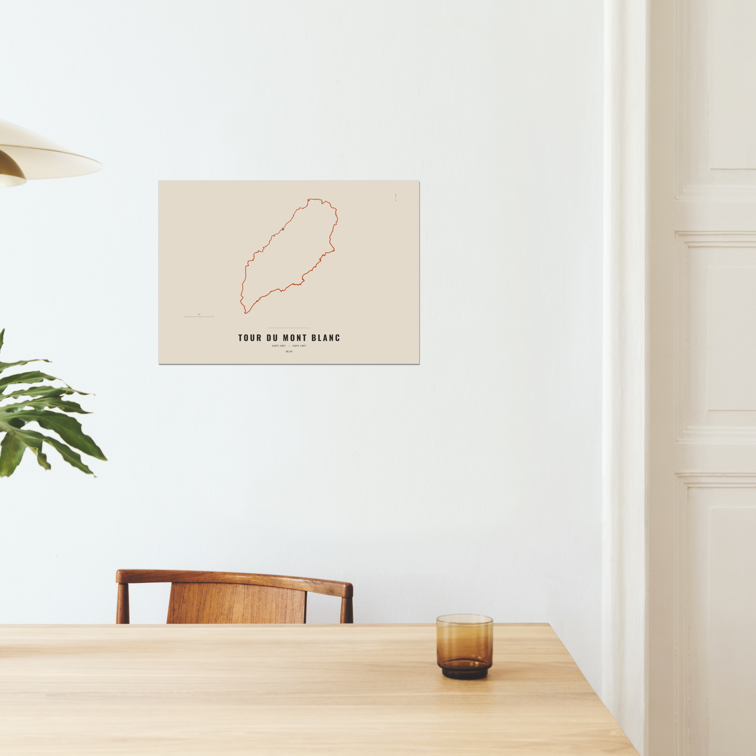 mapposter-lifestyle-tour-du-mont-blanc_off_unframed_scene6